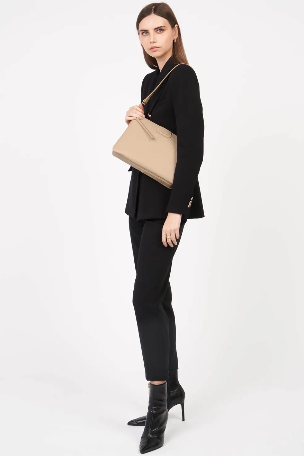 Grande Pochette