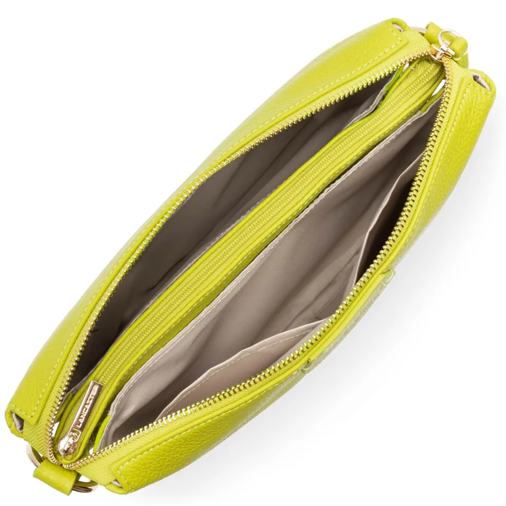 Grande Pochette