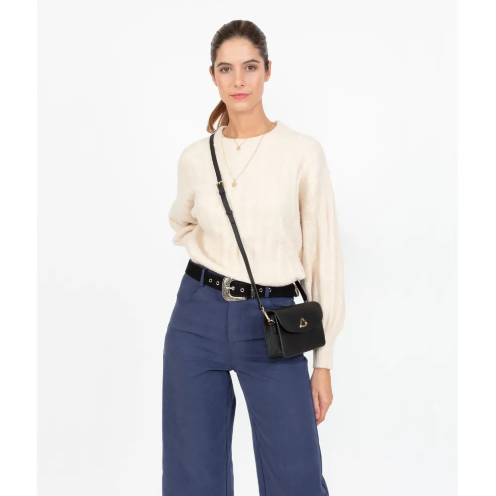 Petite Pochette