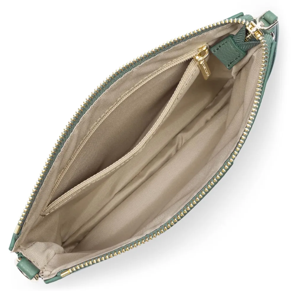 Petite Pochette
