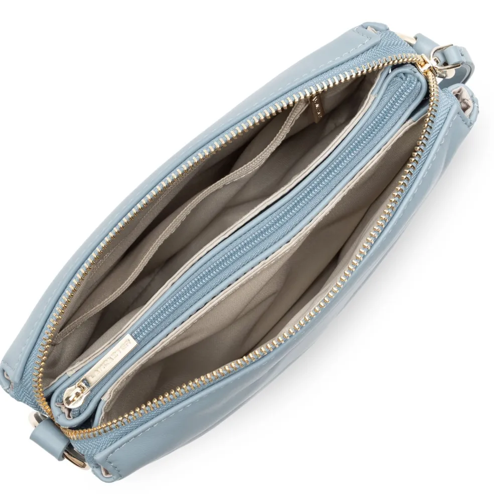 Petite Pochette