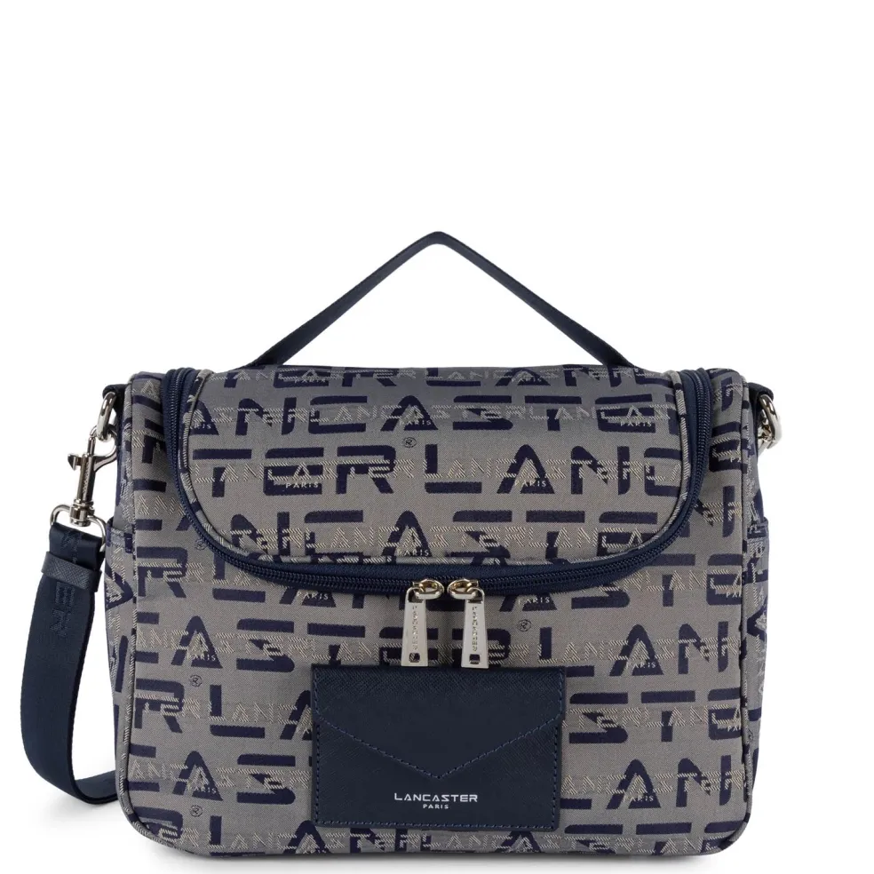 Trousse De Toilette