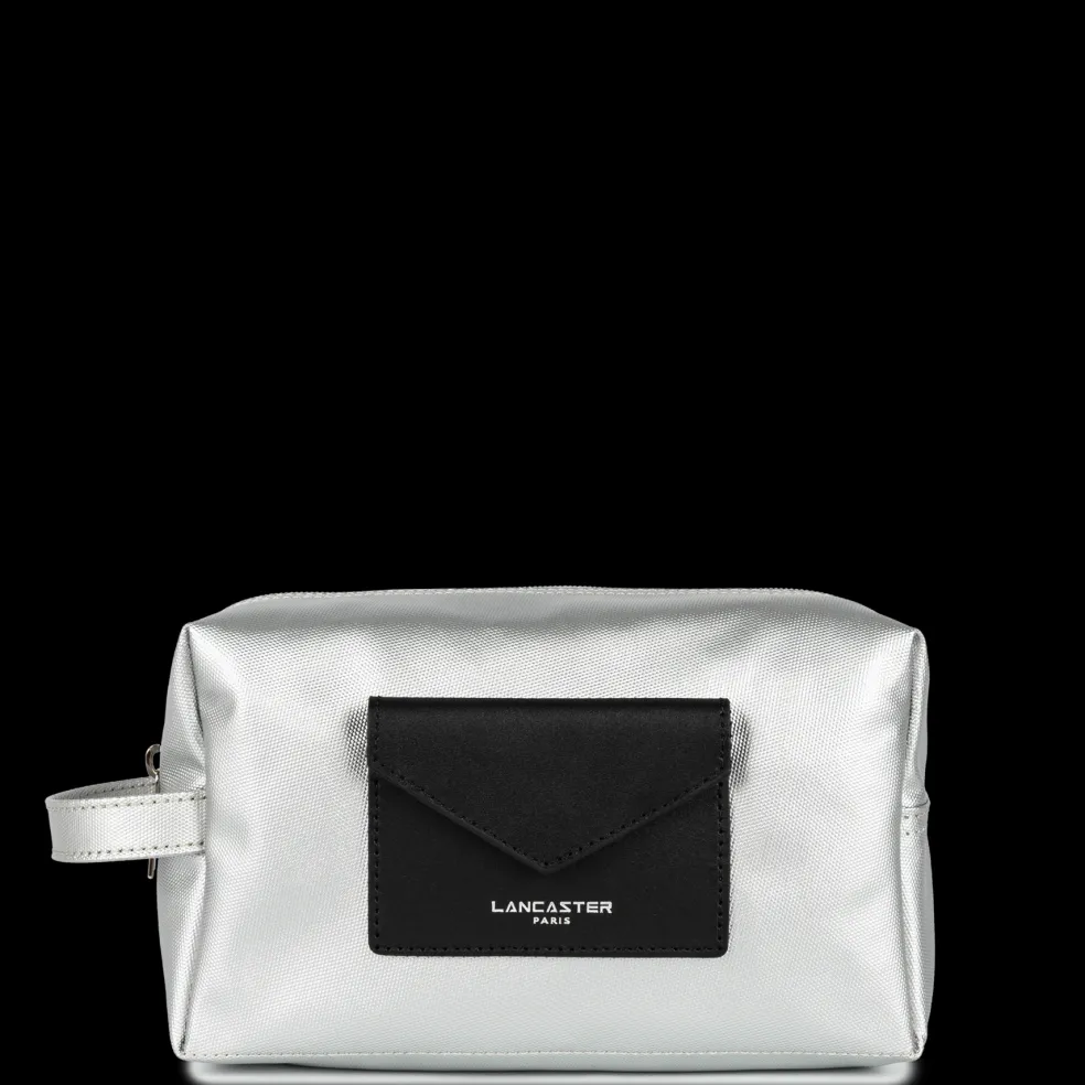 Trousse De Voyage